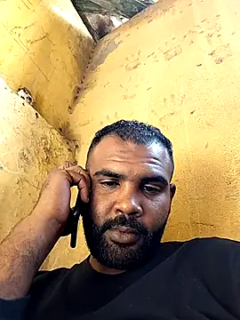 Snapshot of ListedLoin chatting on December 4, 2025, 10:46 am ListedLoin online show from December 4, 2025, 10:46 am