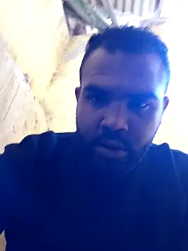 Snapshot of ListedLoin chatting on December 18, 2025, 7:25 am ListedLoin online show from December 18, 2025, 7:25 am