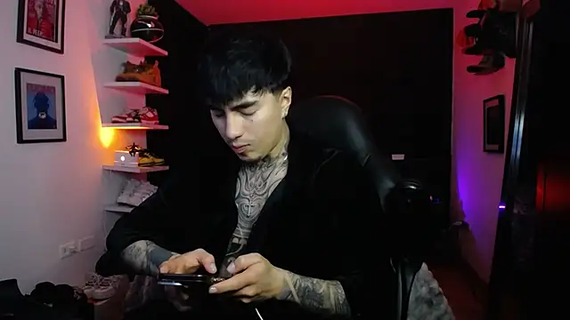 jung dragon online show from October 29, 2025, 4:37 am