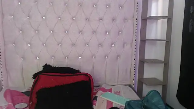 Snapshot of Abril_Squirt chatting on November 16, 2025, 4:45 pm Abril Squirt online show from November 16, 2025, 4:45 pm