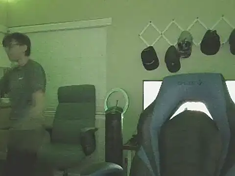 KaliSnow199623 online show from January 9, 2025, 2:01 am