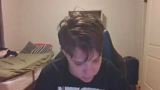 KaliSnow199623 online show from October 20, 2025, 9:21 am