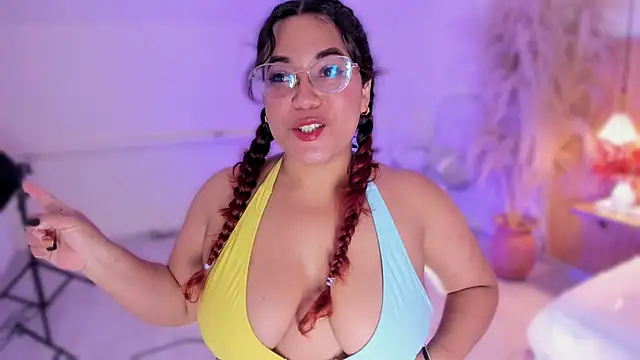 Snapshot of MelissaKarterrs chatting on May 22, 2026, 12:00 pm MelissaKarterrs online show from May 22, 2026, 12:00 pm