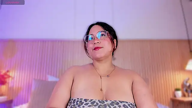 Snapshot of MelissaKarterrs chatting on May 25, 2026, 11:49 am MelissaKarterrs online show from May 25, 2026, 11:49 am