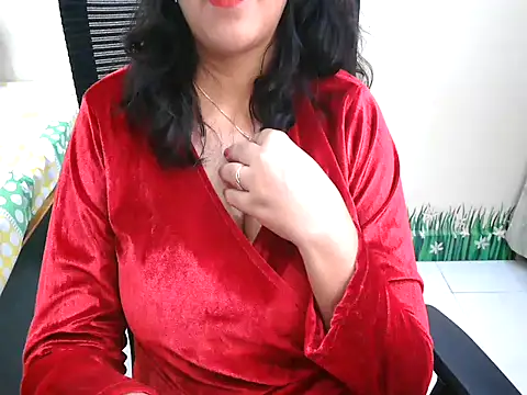 Inviting Aanya online show from November 8, 2025, 5:45 pm