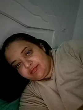 sarahhh1987 online show from October 20, 2025, 6:19 pm