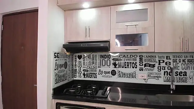 Snapshot of guy_master chatting on December 24, 2024, 4:55 am guy master online show from December 24, 2024, 4:55 am