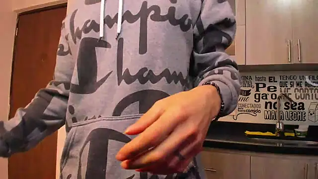 Snapshot of guy_master chatting on January 9, 2025, 7:21 am guy master online show from January 9, 2025, 7:21 am