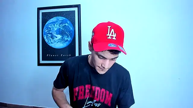 Snapshot of guy_master chatting on January 29, 2025, 6:22 am guy master online show from January 29, 2025, 6:22 am