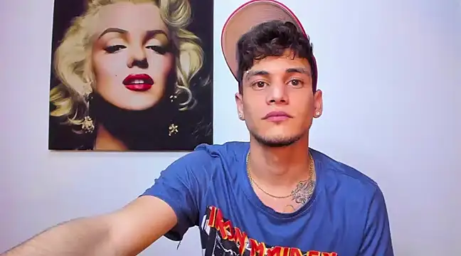 Snapshot of guy_master chatting on February 4, 2025, 4:15 am guy master online show from February 4, 2025, 4:15 am