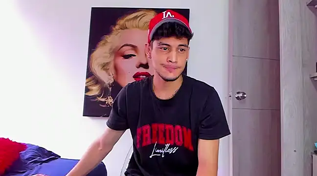 Snapshot of guy_master chatting on February 11, 2025, 7:59 pm guy master online show from February 11, 2025, 7:59 pm