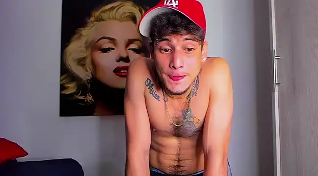 Snapshot of guy_master chatting on February 14, 2025, 10:38 am guy master online show from February 14, 2025, 10:38 am