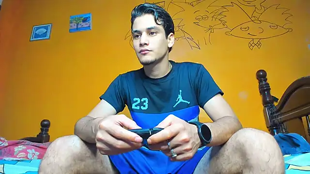 Snapshot of guy_master chatting on July 5, 2026, 8:10 am guy master online show from July 5, 2026, 8:10 am