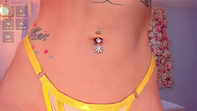 Snapshot of HannaConnor_ chatting on March 12, 2025, 11:33 pm HannaConnor online show from March 12, 2025, 11:33 pm