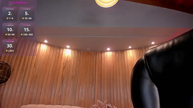 Snapshot of HannaConnor_ chatting on October 24, 2025, 8:27 pm HannaConnor online show from October 24, 2025, 8:27 pm