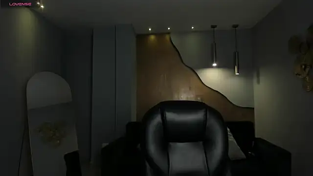 AliceHarper  online show from March 6, 2026, 7:21 pm