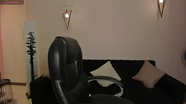 AliceHarper  online show from March 30, 2026, 10:22 pm