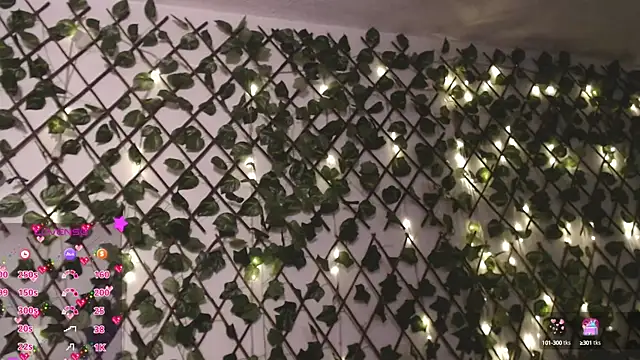 CoralineSanchez online show from February 5, 2025, 6:46 am