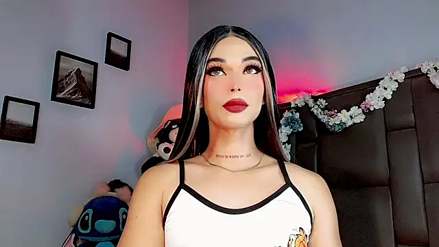 Snapshot of Marian_LV chatting on September 12, 2025, 8:03 am Marian LV online show from September 12, 2025, 8:03 am