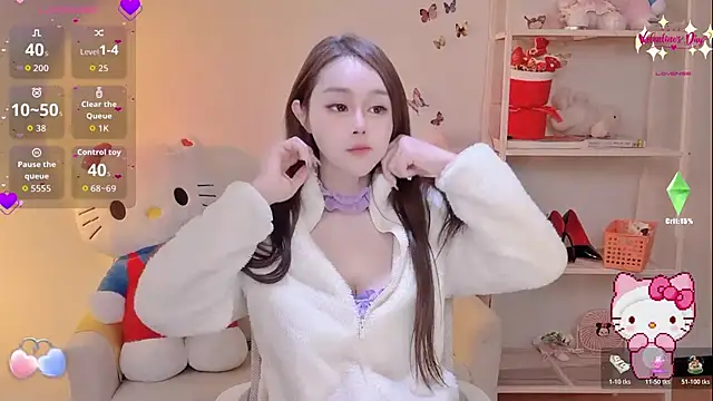 Kiss-18 online show from February 18, 2026, 5:47 am