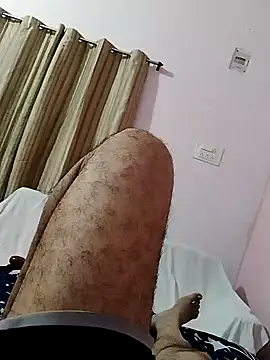 roadtucker123 online show from February 6, 2025, 5:40 pm