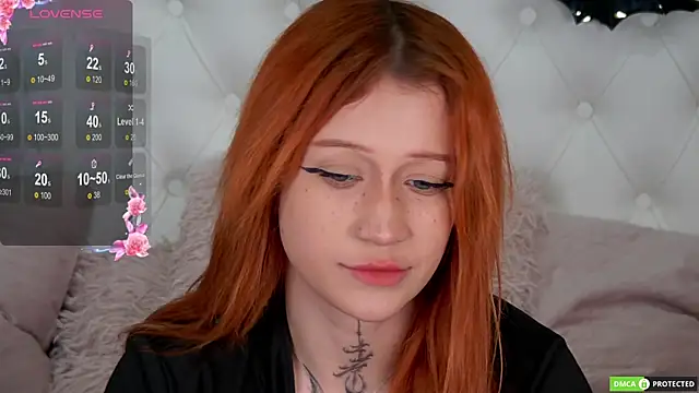 Snapshot of Eva_Cramer chatting on October 14, 2025, 1:45 pm Eva Cramer online show from October 14, 2025, 1:45 pm