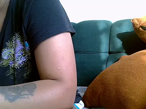 Snapshot of NATASHA_LUCKY chatting on April 11, 2026, 5:12 am NATASHA LUCKY online show from April 11, 2026, 5:12 am