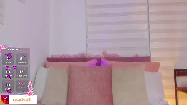 ScarlletFoxx online show from January 18, 2025, 8:30 pm