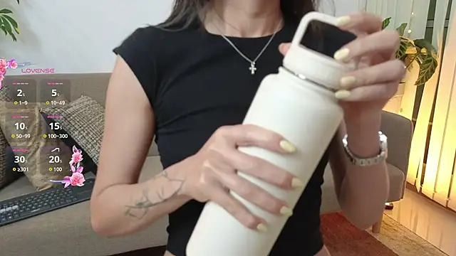 ScarlletFoxx online show from October 24, 2025, 11:12 pm