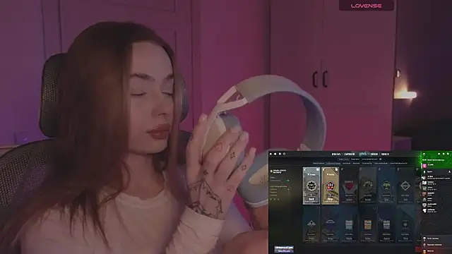  MayShy  online show from October 20, 2025, 4:29 pm