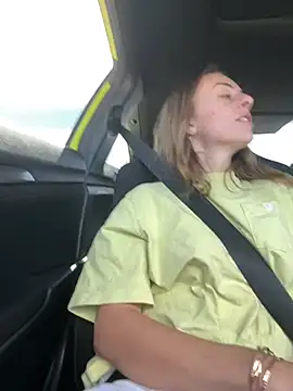 Snapshot of jungleangel chatting on February 24, 2025, 8:14 pm jungleangel online show from February 24, 2025, 8:14 pm