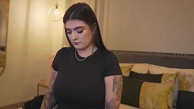 Snapshot of IrisBaker chatting on March 2, 2026, 10:05 pm IrisBaker online show from March 2, 2026, 10:05 pm