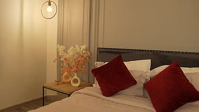 Snapshot of IrisBaker chatting on May 2, 2026, 9:53 pm IrisBaker online show from May 2, 2026, 9:53 pm