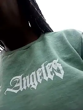 Snapshot of blackhotpartyts chatting on December 15, 2025, 3:16 pm blackhotpartyts online show from December 15, 2025, 3:16 pm