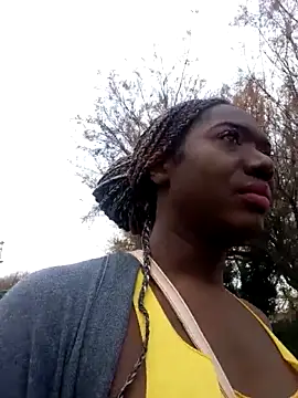 Snapshot of blackhotpartyts chatting on December 16, 2025, 3:28 pm blackhotpartyts online show from December 16, 2025, 3:28 pm