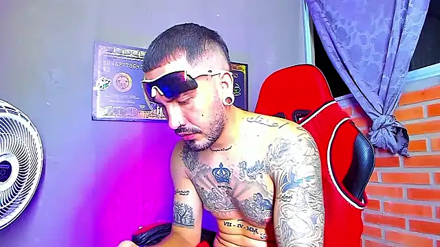 smoker445 online show from October 25, 2025, 8:33 am