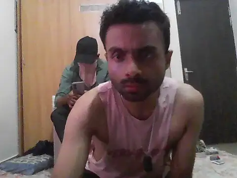 Snapshot of NR____22 chatting on June 6, 2026, 6:34 pm NR 22 online show from June 6, 2026, 6:34 pm