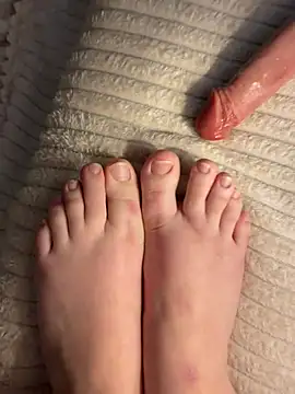 Leanaa Jolly online show from February 24, 2026, 7:23 pm