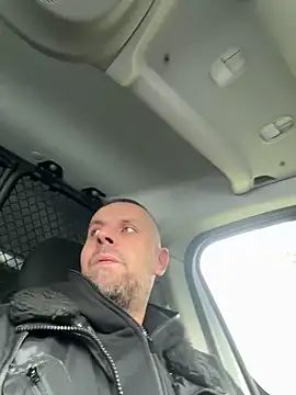 Huncutkuki online show from March 22, 2025, 7:36 am