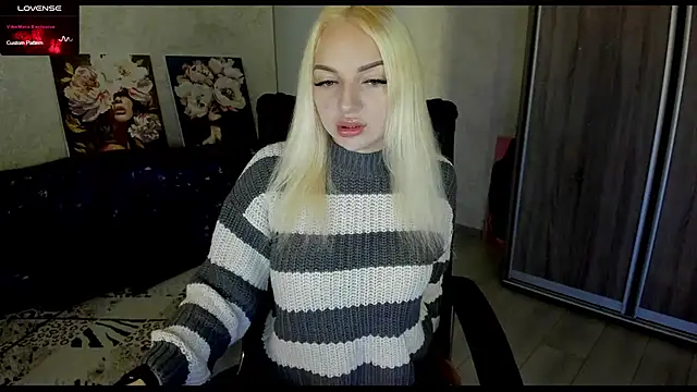 Stella  Cox online show from October 12, 2025, 5:06 am