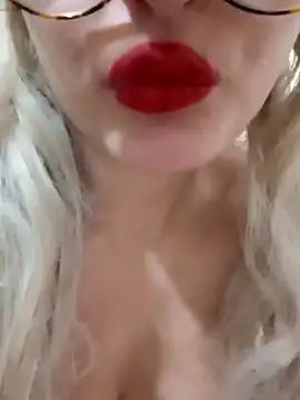 Snapshot of afrodizyak chatting on December 21, 2024, 12:49 pm afrodizyak online show from December 21, 2024, 12:49 pm