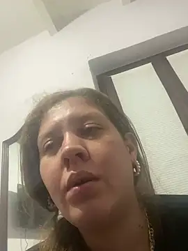 Snapshot of andreinitahg chatting on January 7, 2025, 7:28 pm andreinitahg online show from January 7, 2025, 7:28 pm