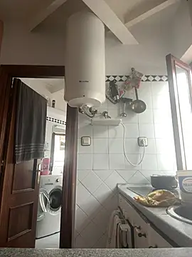 Snapshot of andreinitahg chatting on March 20, 2025, 9:15 am andreinitahg online show from March 20, 2025, 9:15 am