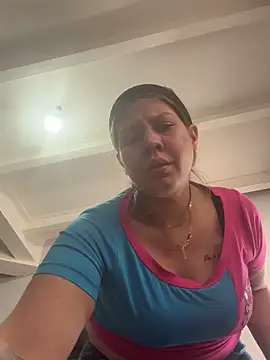 Snapshot of andreinitahg chatting on March 20, 2025, 7:04 pm andreinitahg online show from March 20, 2025, 7:04 pm