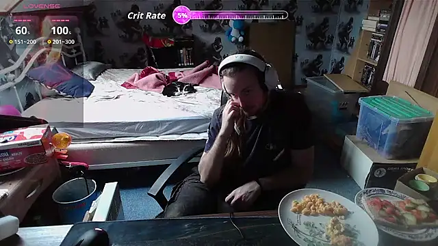 nicolasdumand21 online show from December 22, 2025, 1:52 pm