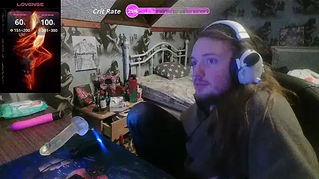 nicolasdumand21 online show from March 23, 2026, 5:39 pm