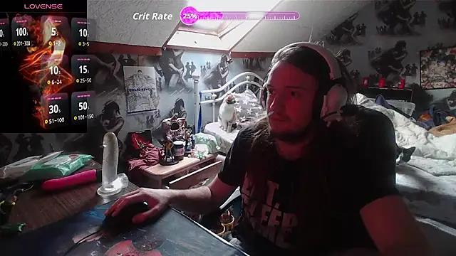 nicolasdumand21 online show from March 24, 2026, 5:18 pm