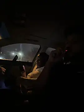 Snapshot of casadoscuriosos97 chatting on February 6, 2025, 12:22 am casadoscuriosos97 online show from February 6, 2025, 12:22 am