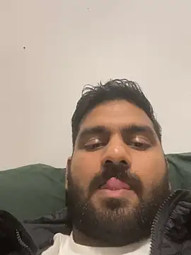 Snapshot of hard_dick011 chatting on January 1, 2025, 10:03 pm hard dick011 online show from January 1, 2025, 10:03 pm