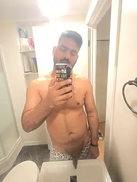 hard dick011 online show from May 30, 2026, 2:47 pm